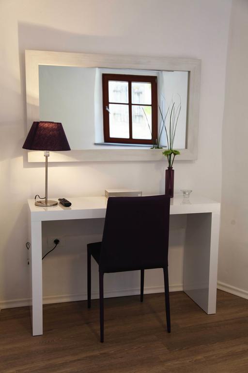 Boutique Hotel Dvor Dobrovo Room photo